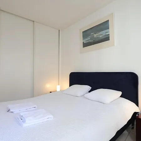 Le Dauphin - 2 Prs - Clim - Vue Apartment