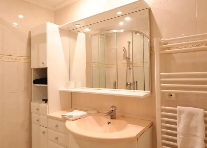 Le Dauphin - 2 Prs - Clim - Vue Antibes